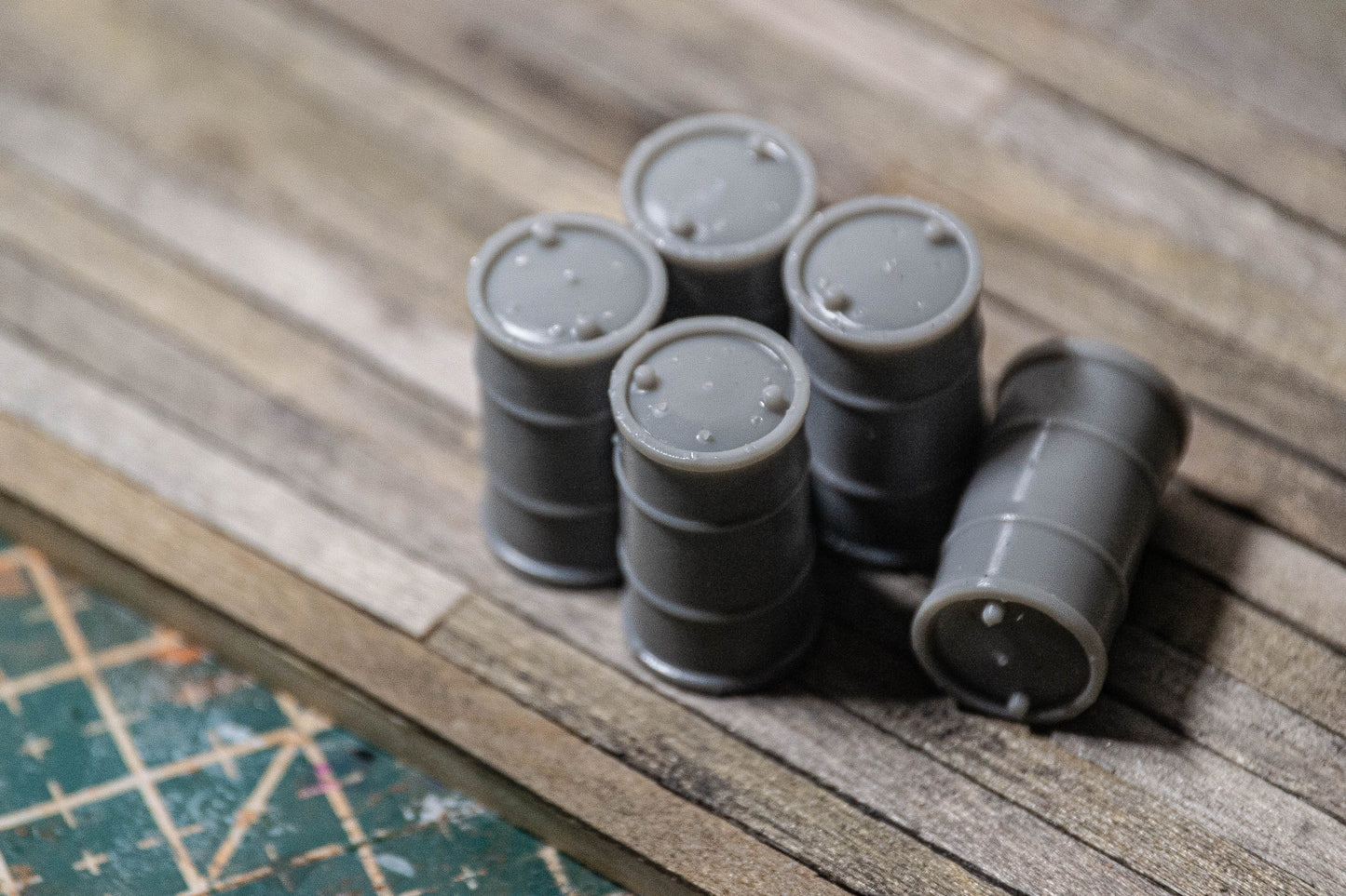 DIY set of 55 gallon oil drums in G/O/S/HO/N (1/22.5, 1/48, 1/64, 1/87, 1/160) scale