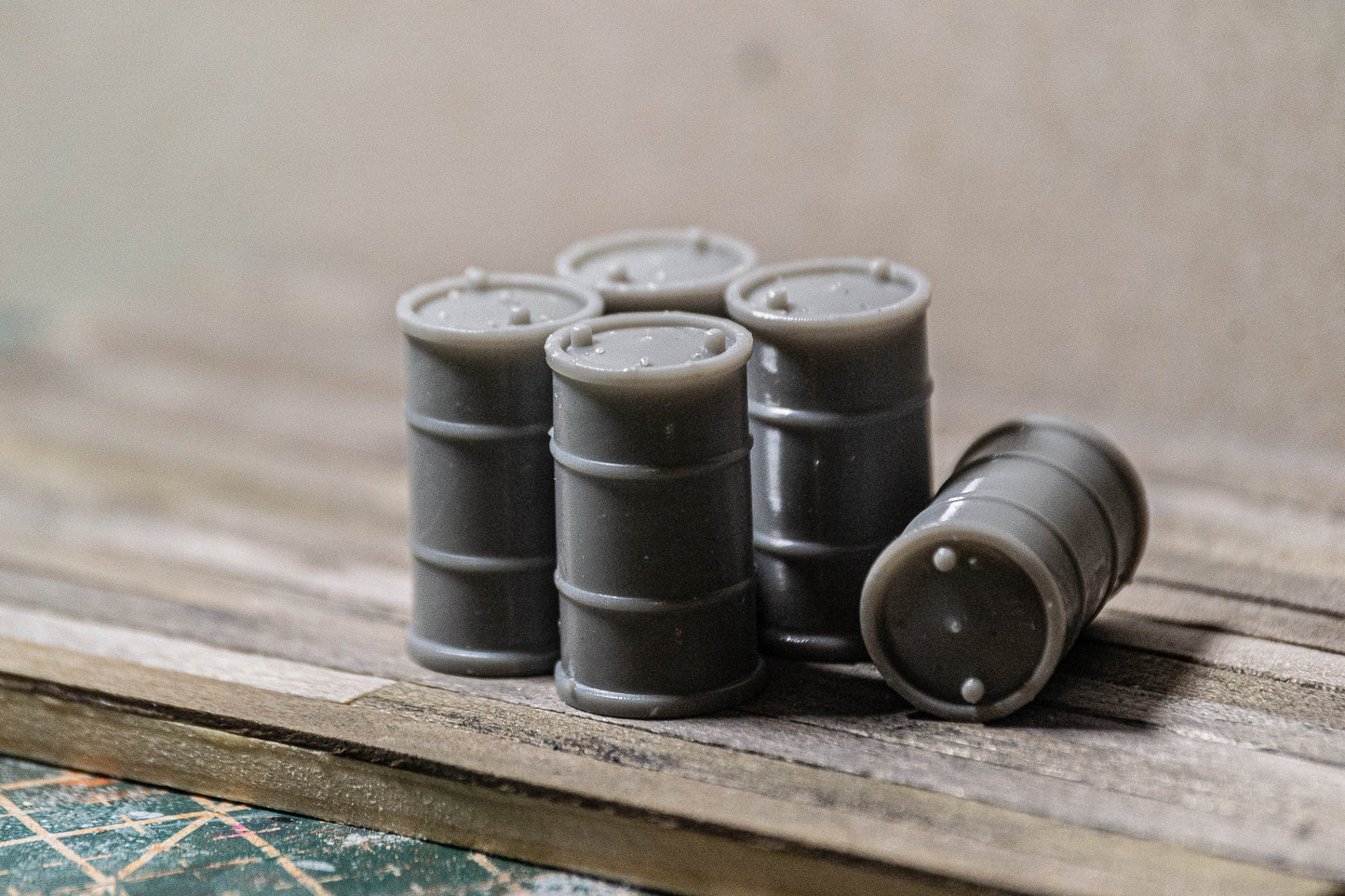 DIY set of 55 gallon oil drums in G/O/S/HO/N (1/22.5, 1/48, 1/64, 1/87, 1/160) scale