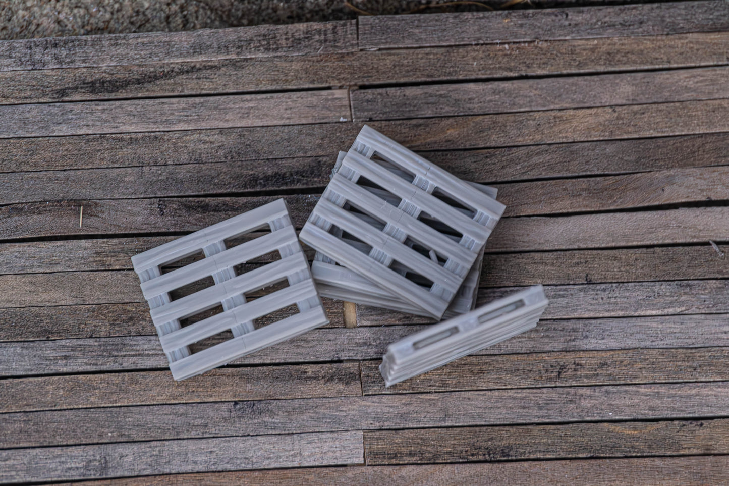 DIY set of wooden pallets G/O/S/HO/N (1/22.5, 1/48, 1/64, 1/87, 1/160) scale - PLT-01